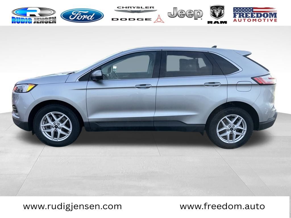 Used 2024 Ford Edge SEL image 11