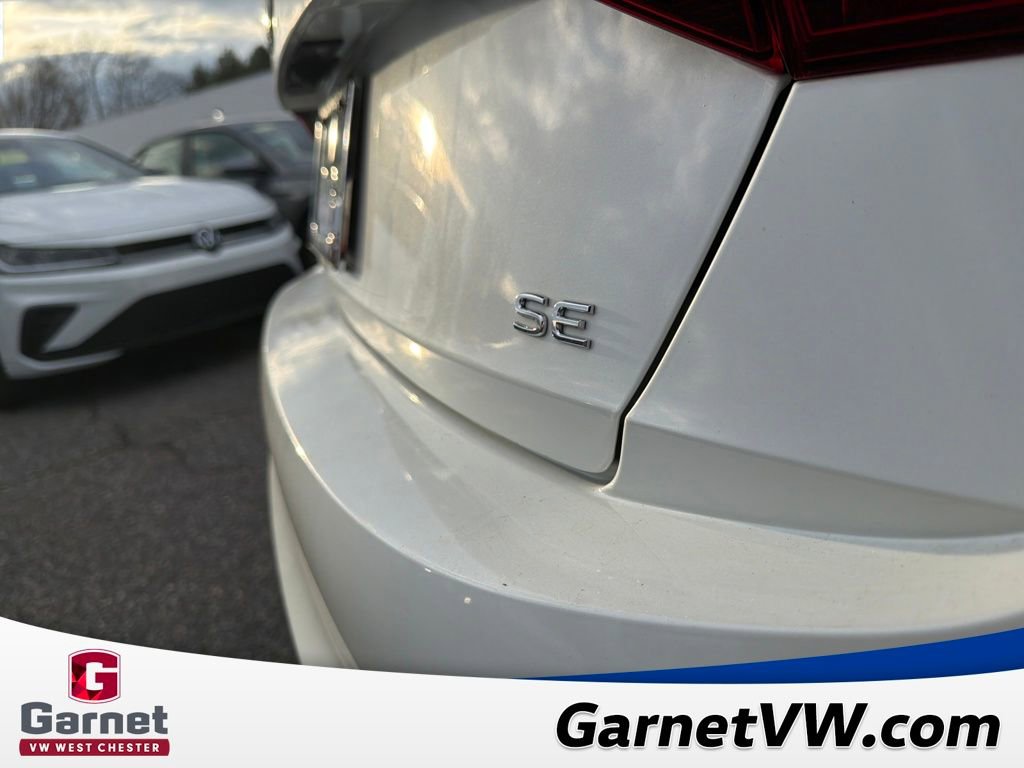 Certified 2023 Volkswagen Jetta SE image 38