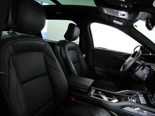 Used 2025 Lincoln Nautilus Premier w/ Equipment Group 102A image 11