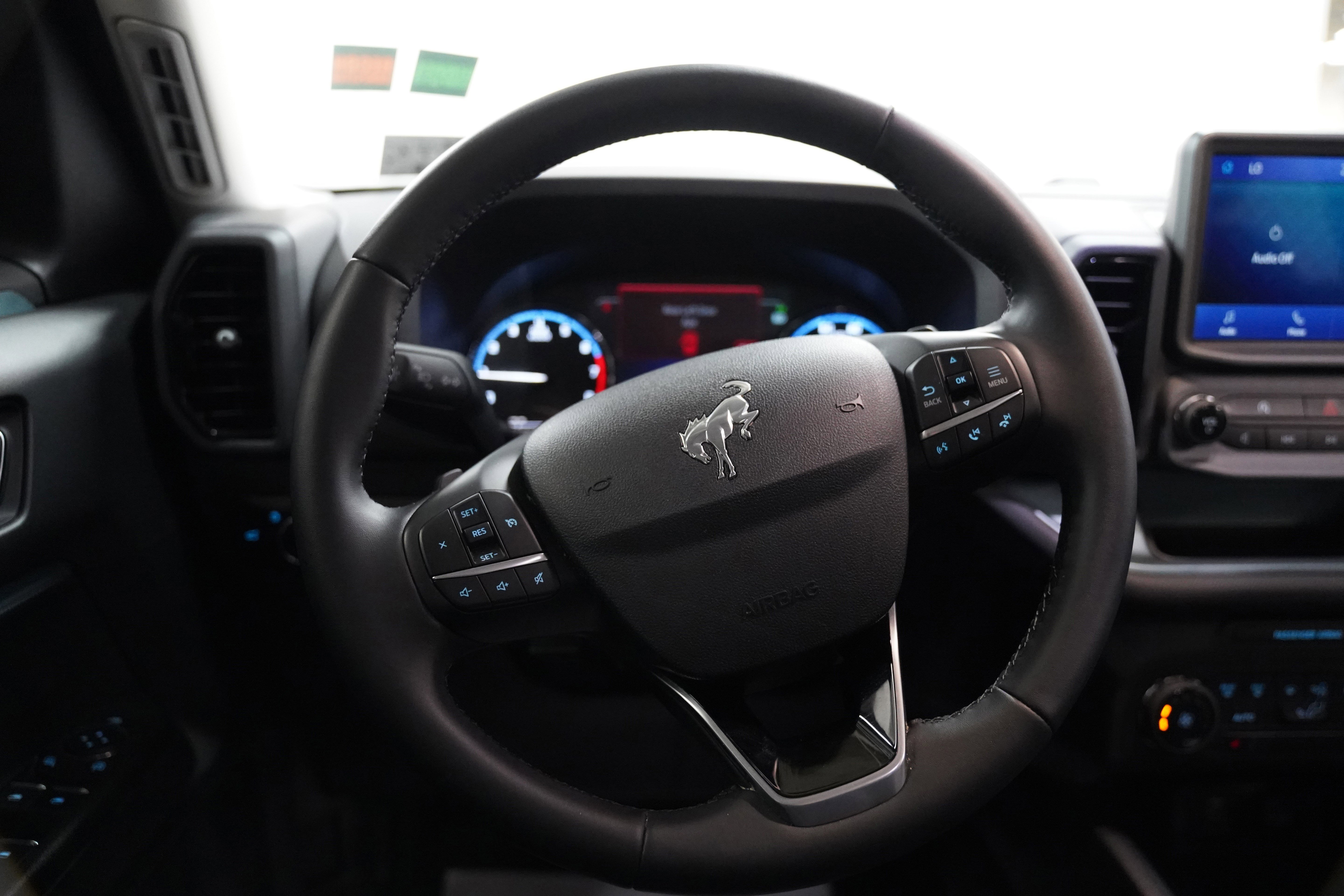 Used 2024 Ford Bronco Sport Badlands image 13