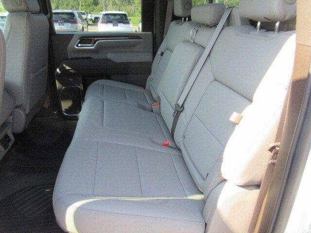 New 2026 Chevrolet Silverado 2500 LT w/ All Star Edition AWD/4WD image 15