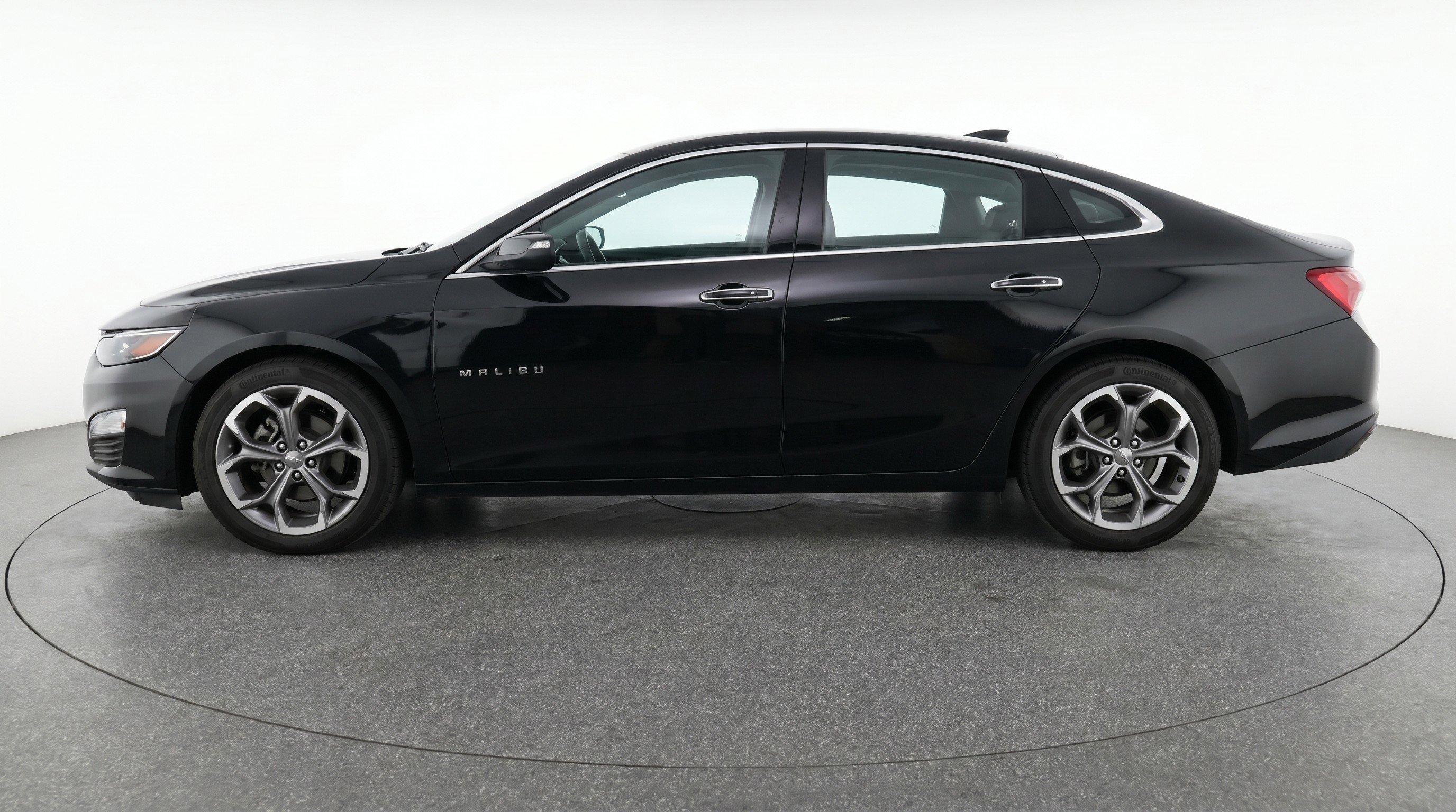 Used 2024 Chevrolet Malibu LT FWD image 5