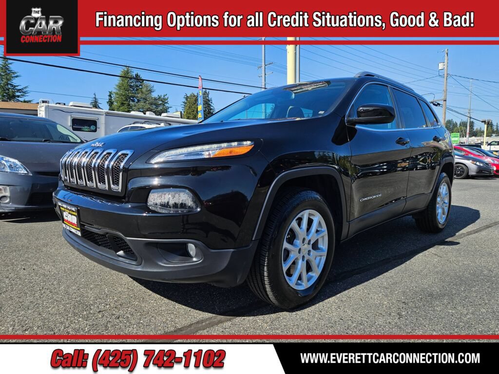 Used 2017 Jeep Cherokee Latitude w/ Cold Weather Group