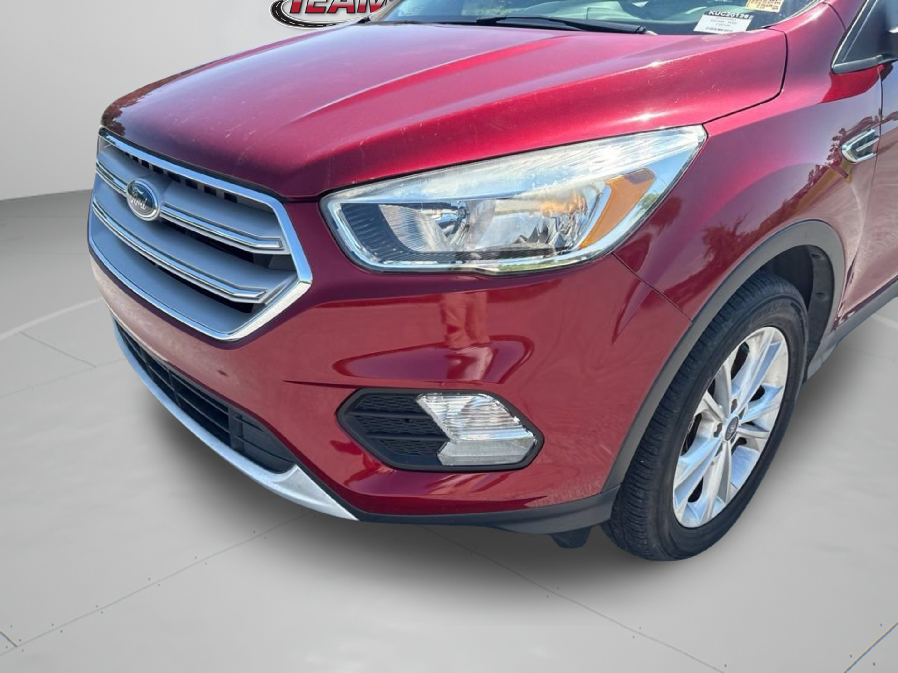 Used 2019 Ford Escape SE FWD image 32