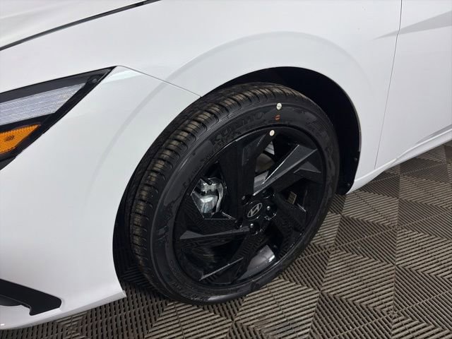 New 2026 Hyundai Elantra Sport FWD image 4