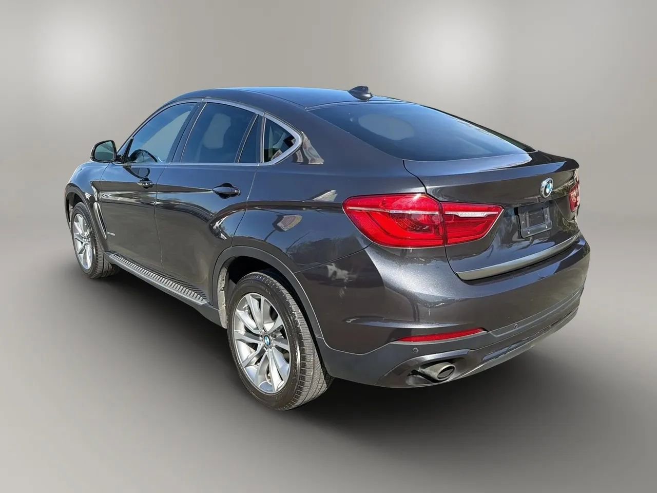 Used 2015 BMW X6 sDrive35i RWD image 7