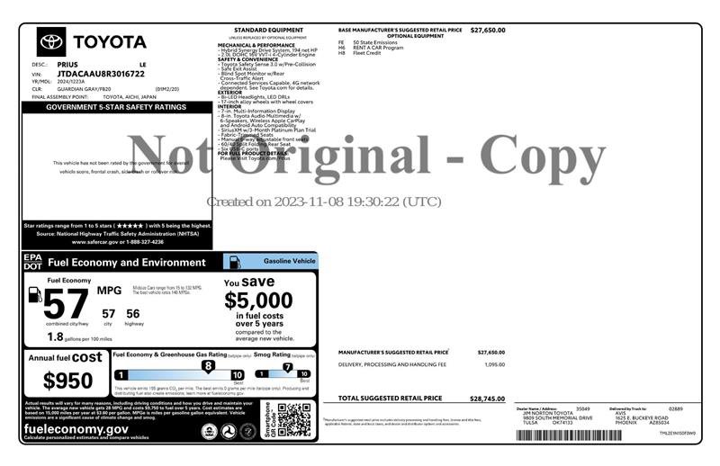 Used 2024 Toyota Prius LE image 2