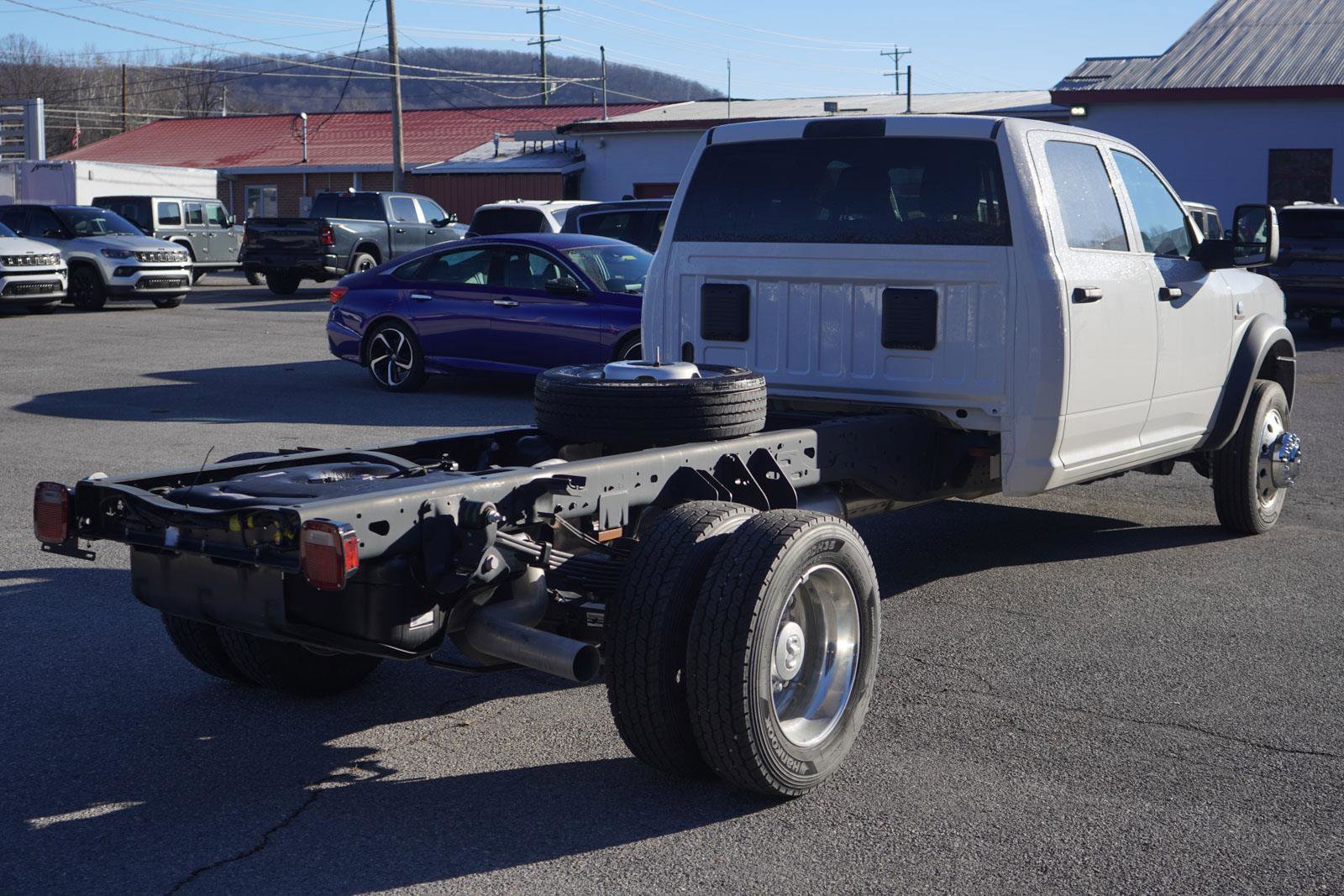 New 2026 RAM 4500 Tradesman w/ Chrome Appearance Group image 4