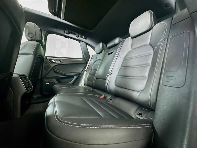 Used 2022 Porsche Macan GTS AWD/4WD image 24