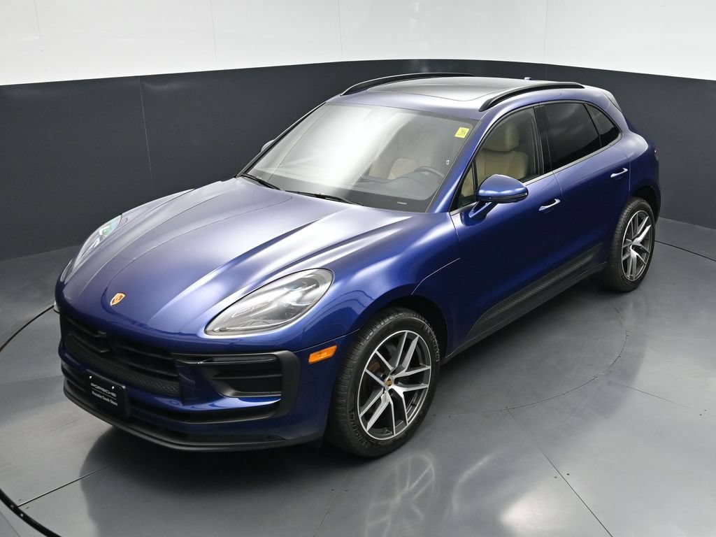 Used 2024 Porsche Macan AWD/4WD image 14