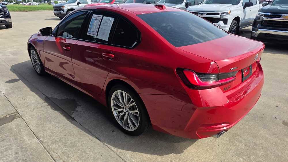 Used 2023 BMW 330i xDrive Sedan w/ Premium Package AWD/4WD image 3