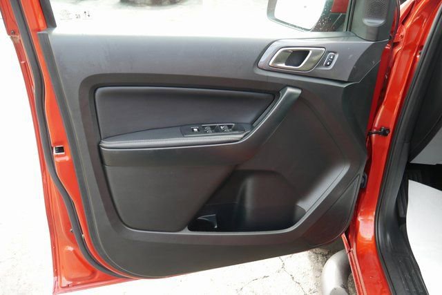 Used 2023 Ford Ranger Lariat w/ Trailer Tow Package image 13