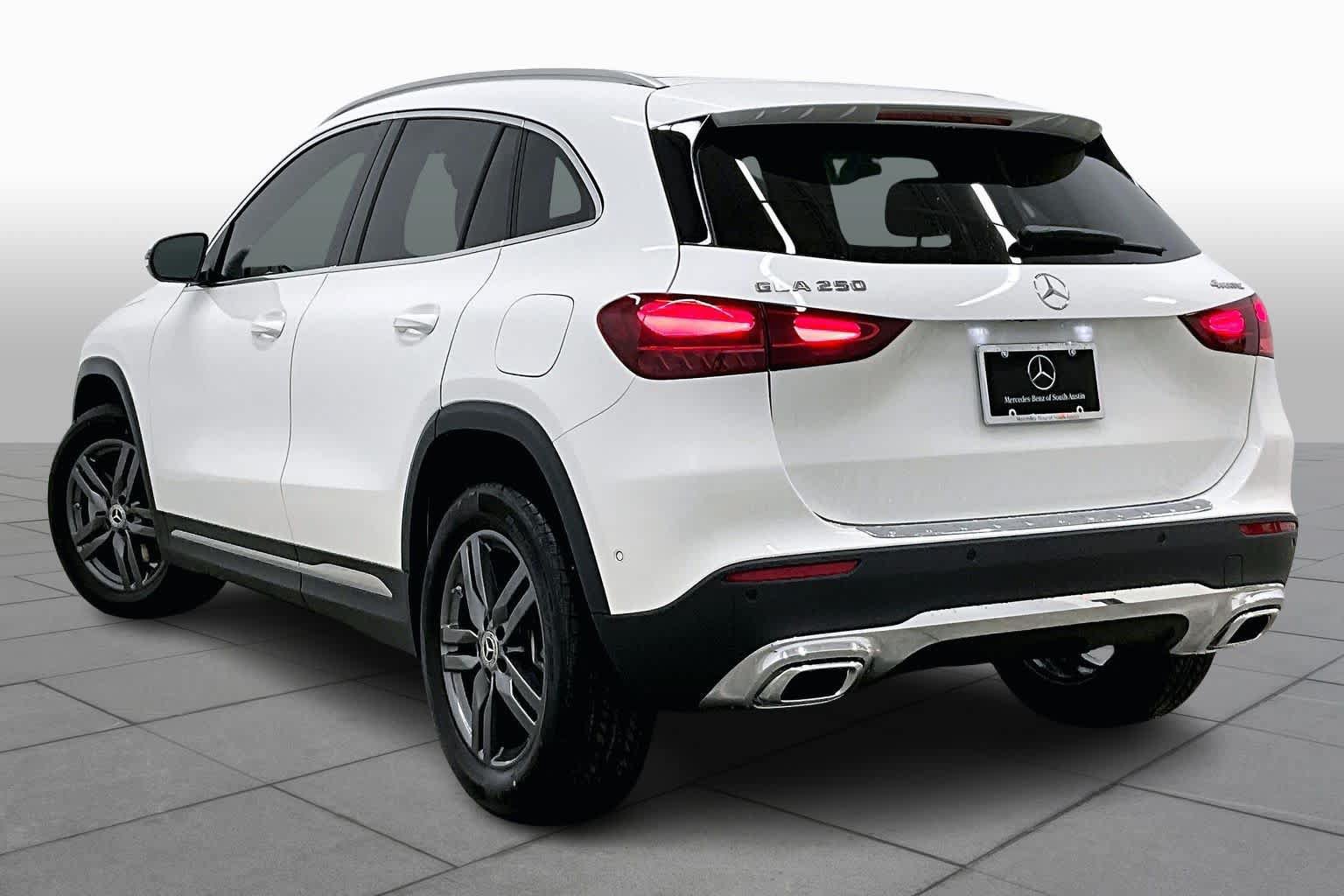 Certified 2026 Mercedes-Benz GLA 250 4MATIC image 12