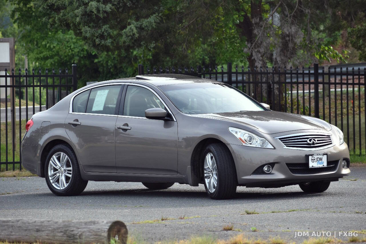 Used 2013 INFINITI G37 x Sedan w/ Premium Pkg AWD/4WD image 4