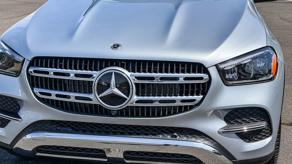 Certified 2025 Mercedes-Benz GLE 450 4MATIC image 4