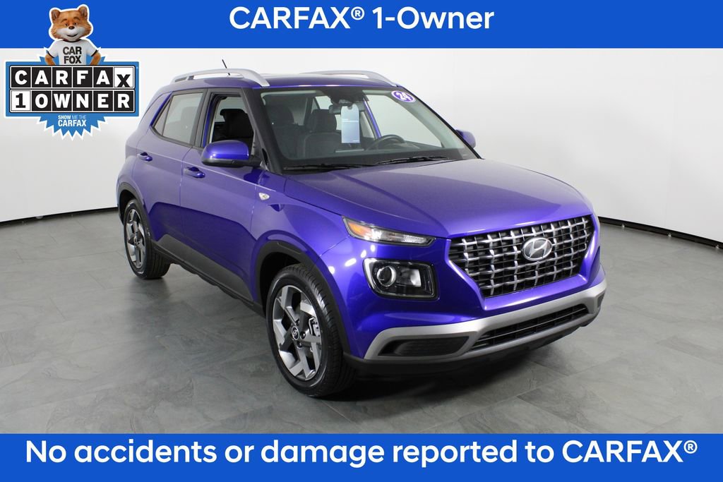 Certified 2024 Hyundai Venue SEL image 5