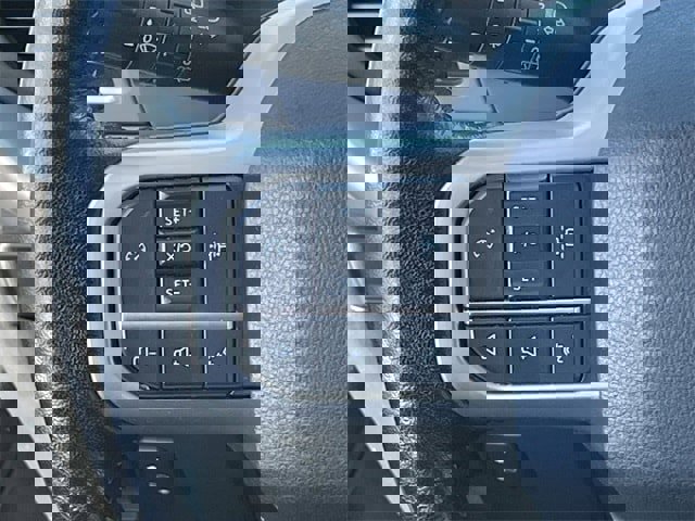 Used 2023 Ford Expedition Max XLT image 14