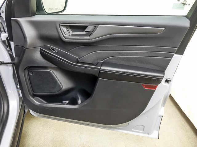 Used 2025 Ford Escape Active image 27