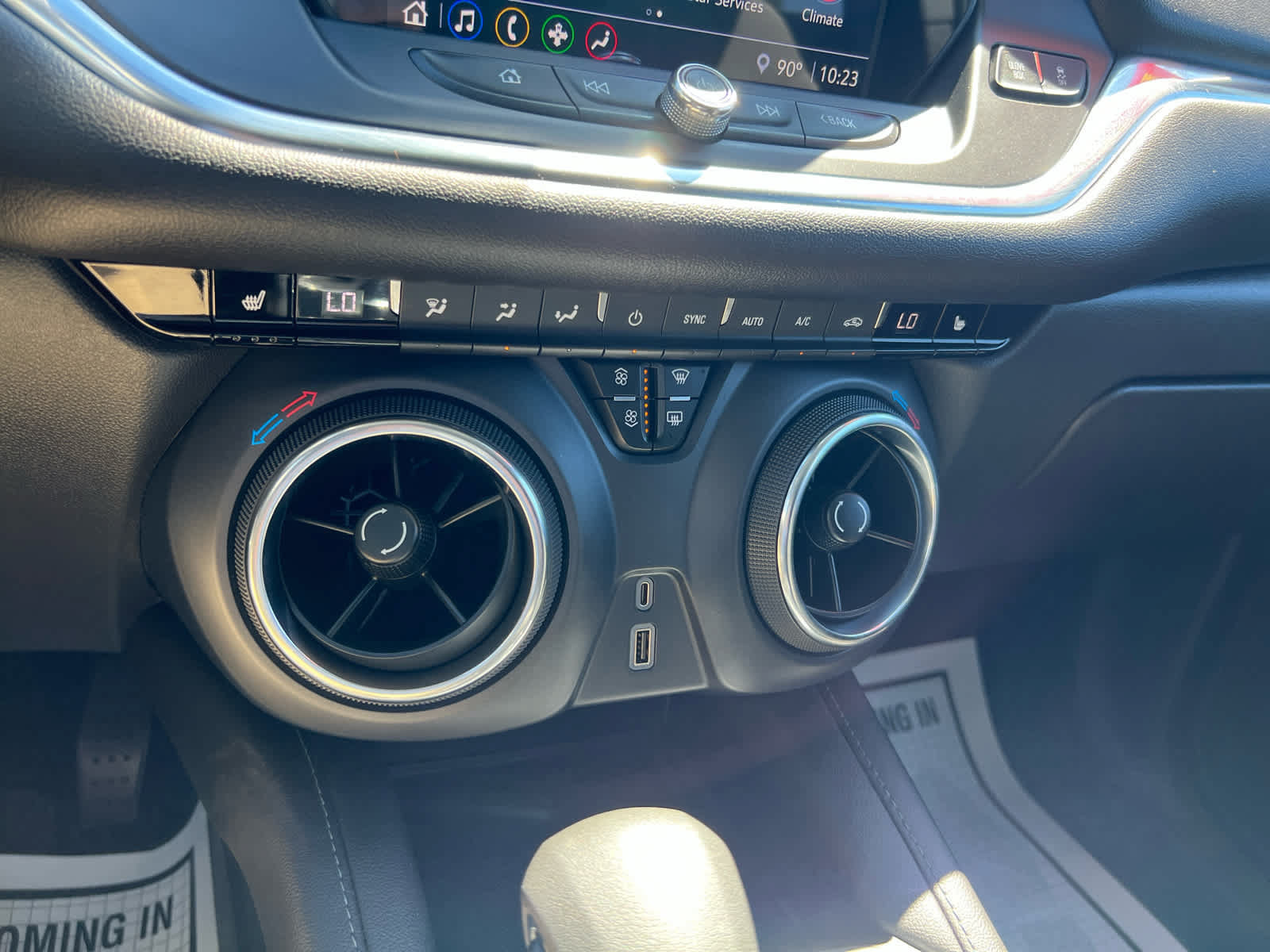 Used 2022 Chevrolet Blazer LT FWD image 21
