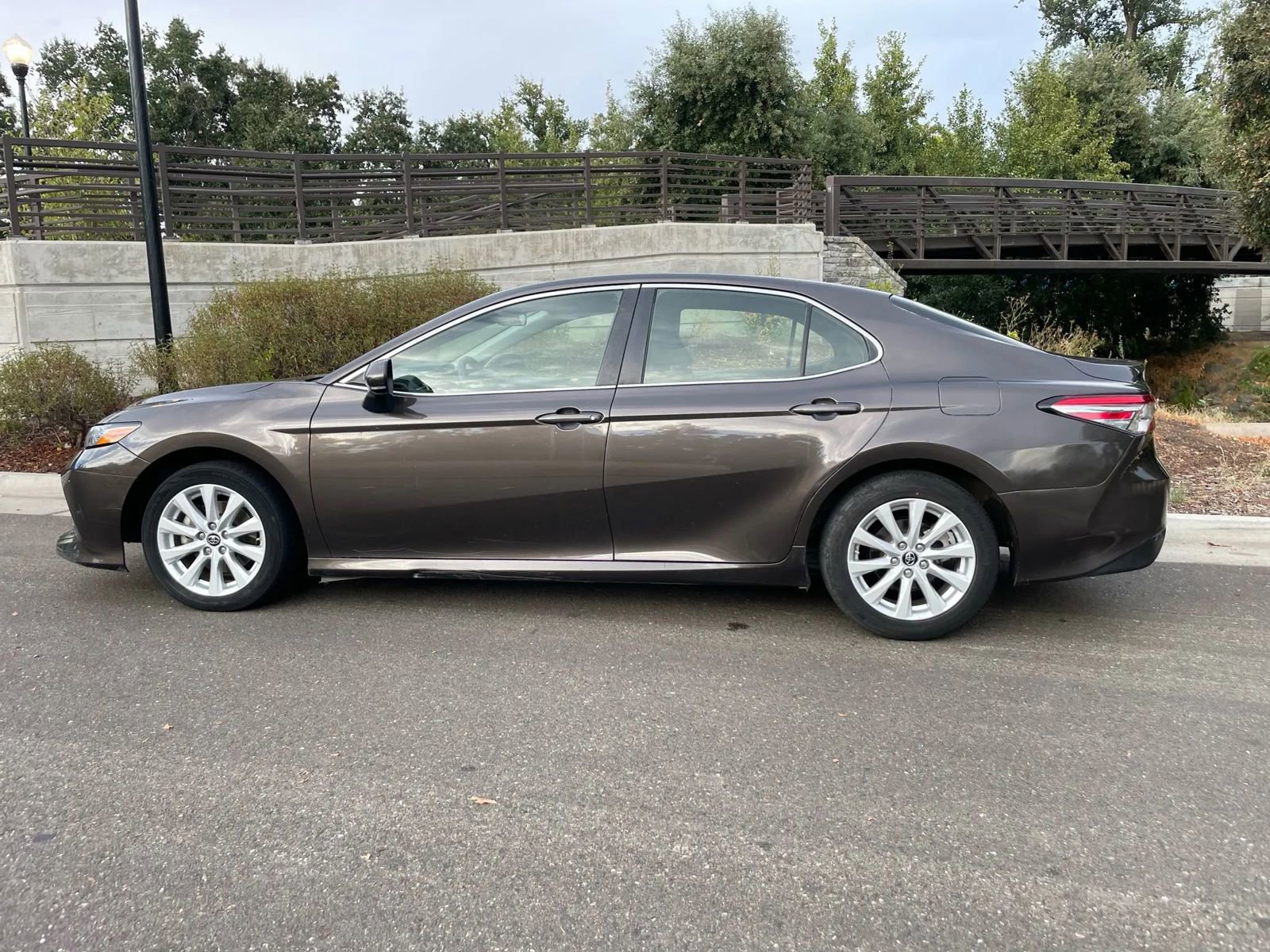 Used 2018 Toyota Camry SE image 29