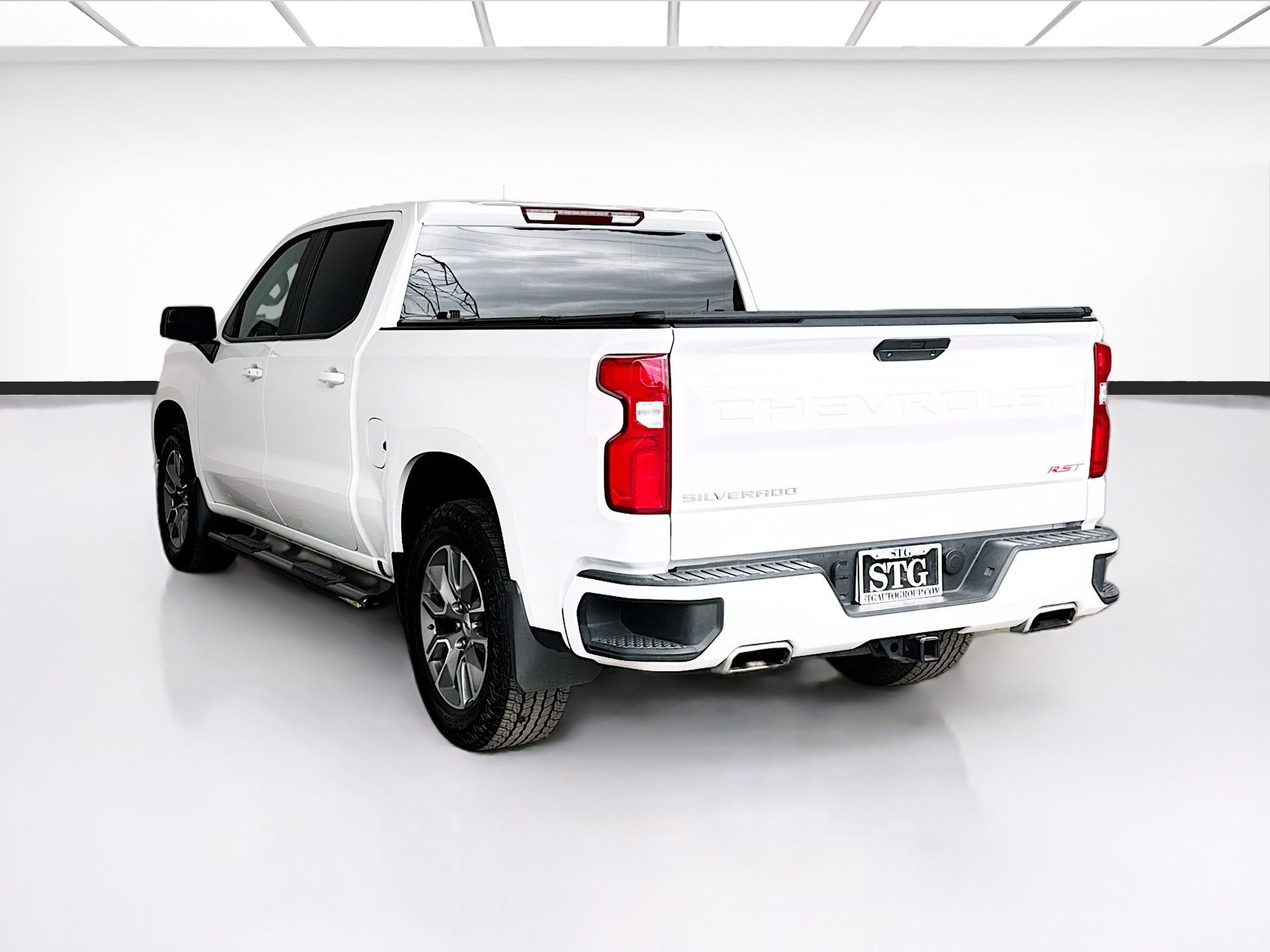 Used 2022 Chevrolet Silverado 1500 RST w/ Z71 Off-Road Package AWD/4WD image 6