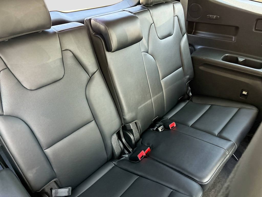 Used 2022 Kia Telluride SX w/ SX Prestige Package image 29