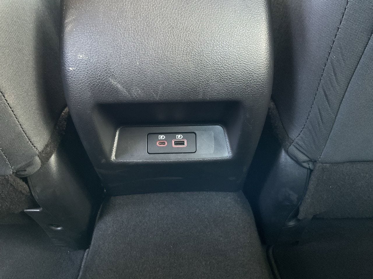 Used 2025 Nissan Altima 2.5 SV FWD image 10
