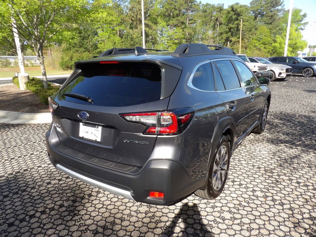 Used 2025 Subaru Outback Limited image 6