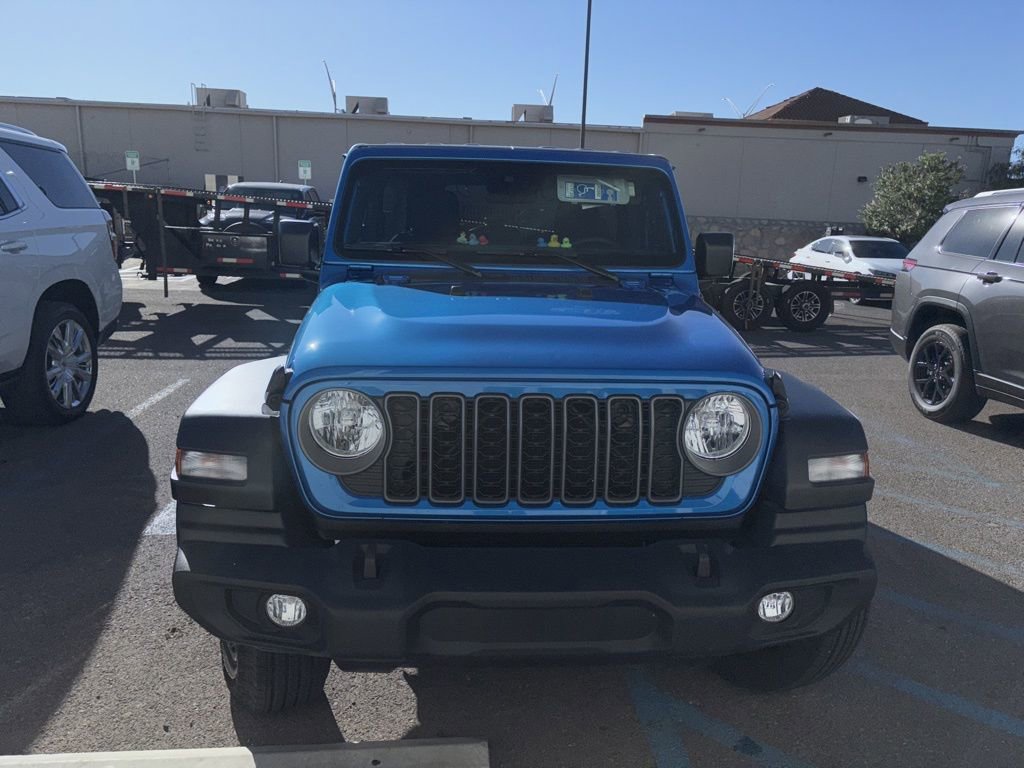 Used 2025 Jeep Wrangler Sport S image 3
