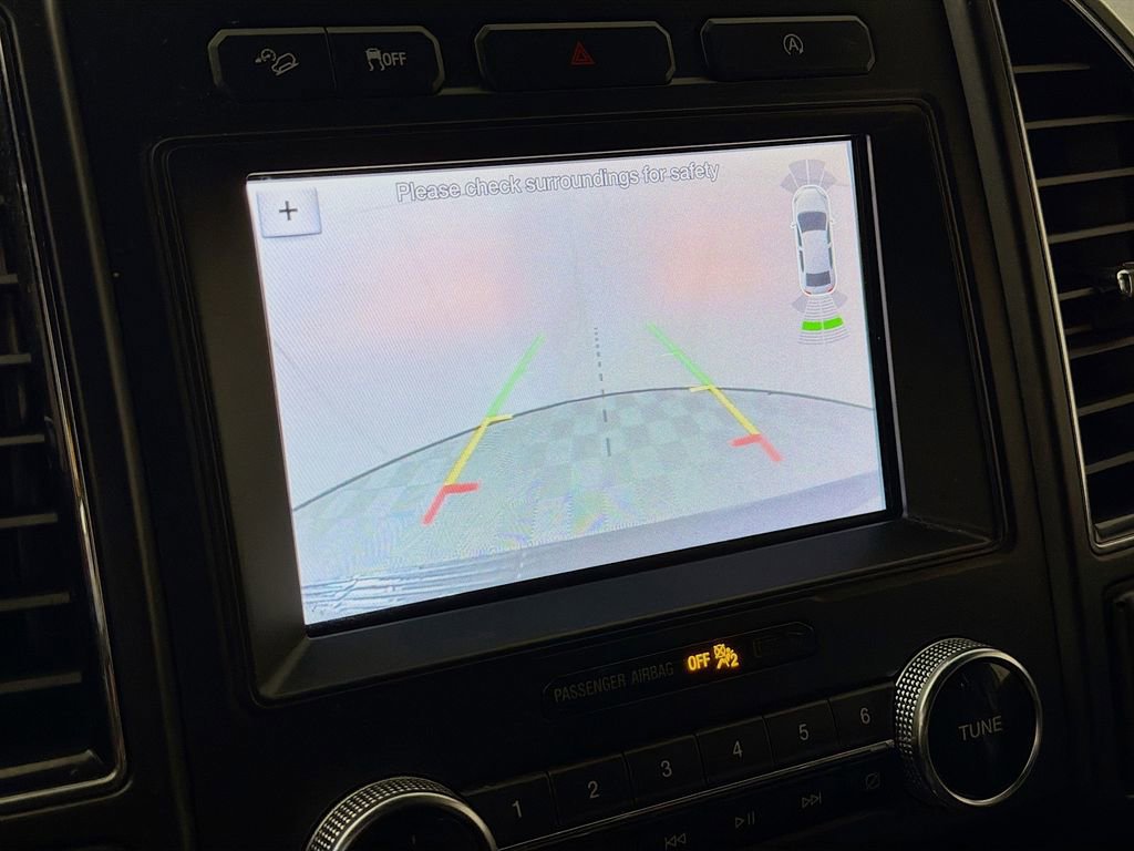 Used 2019 Ford Expedition Max Limited image 18