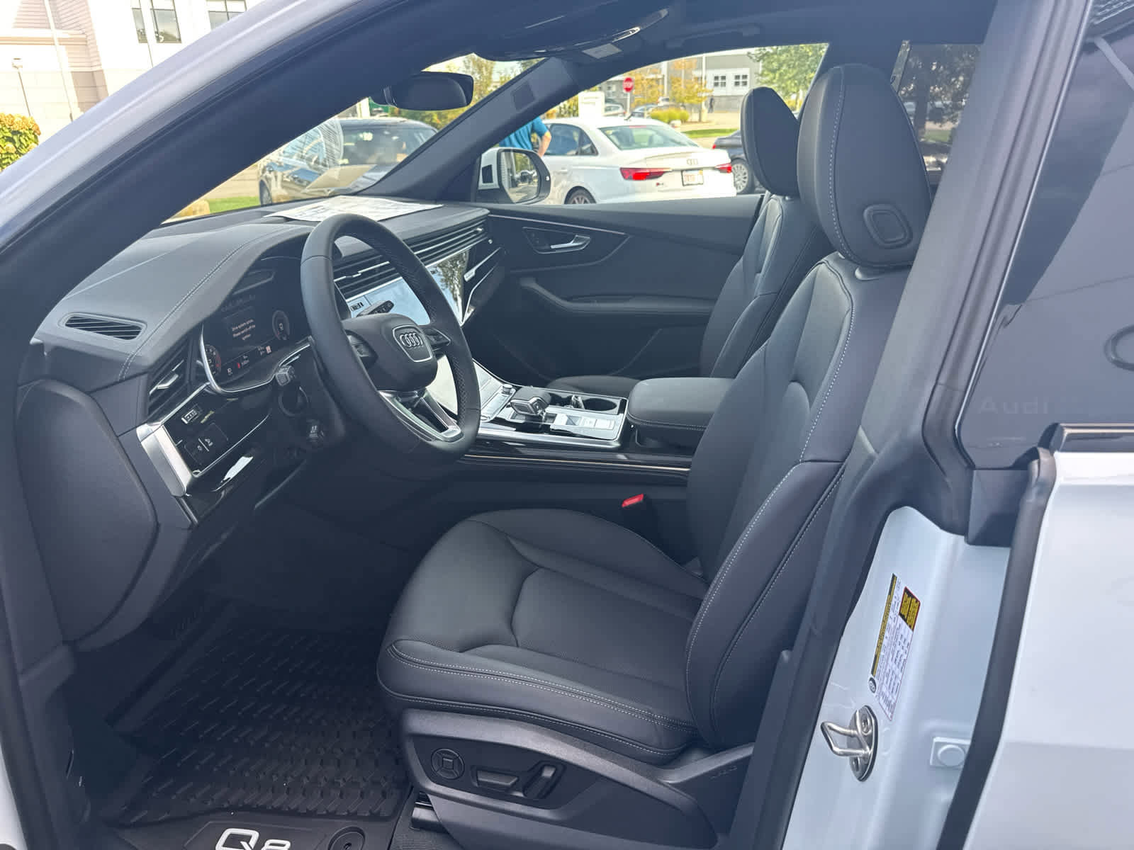 New 2026 Audi Q8 Premium Plus image 16