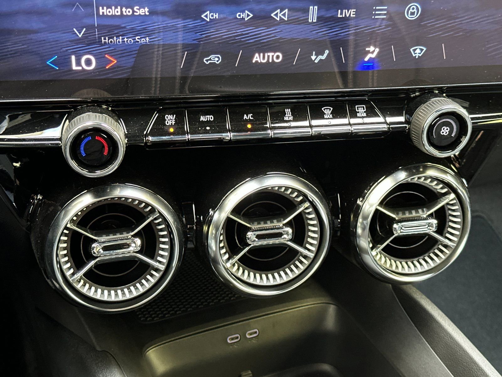 Used 2026 Chevrolet Blazer EV LT image 21