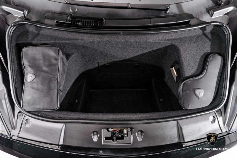 Used 2012 Lamborghini Gallardo LP 560-4 image 5