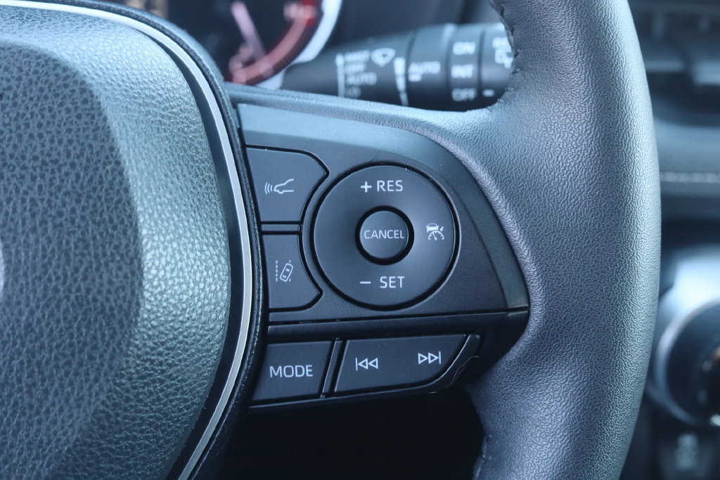 Used 2023 Toyota RAV4 XLE w/ Convenience Package AWD/4WD image 9