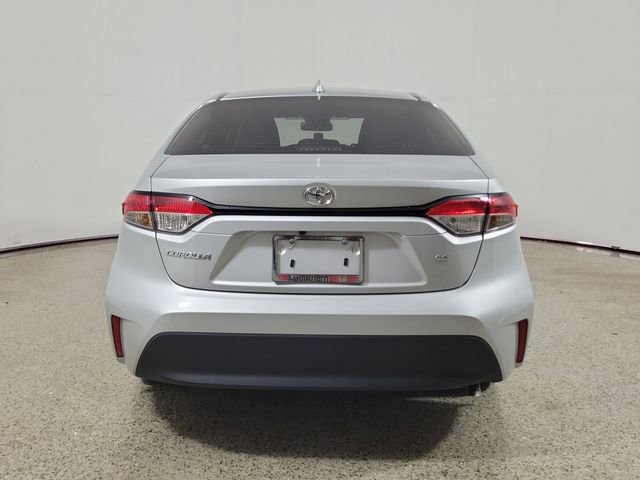 Used 2025 Toyota Corolla LE FWD image 6