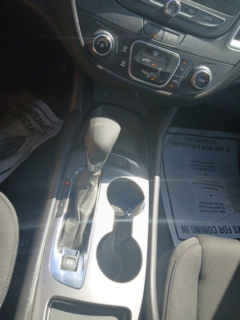 Used 2023 Chevrolet Malibu LS w/ Driver Confidence Package image 21