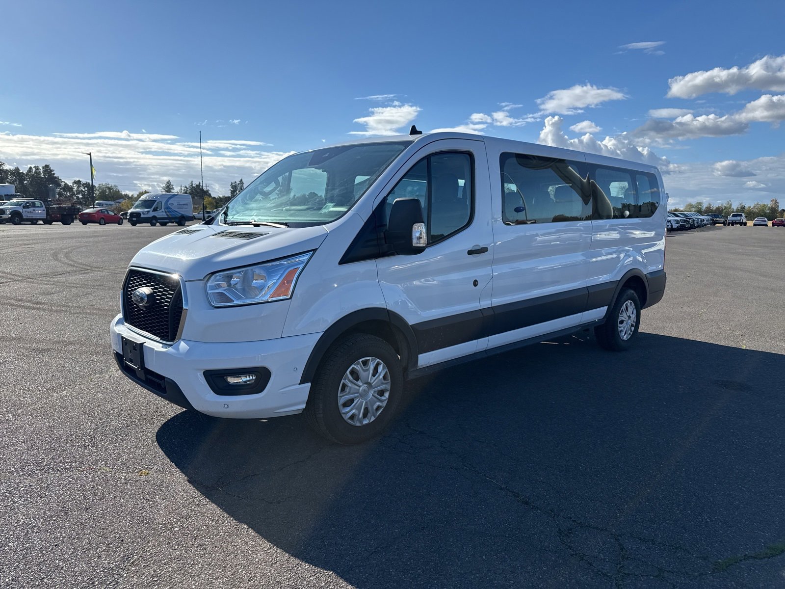 Used 2021 Ford Transit 350 XLT image 9