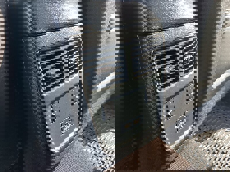 Used 2019 Dodge Charger R/T w/ Plus Group image 30