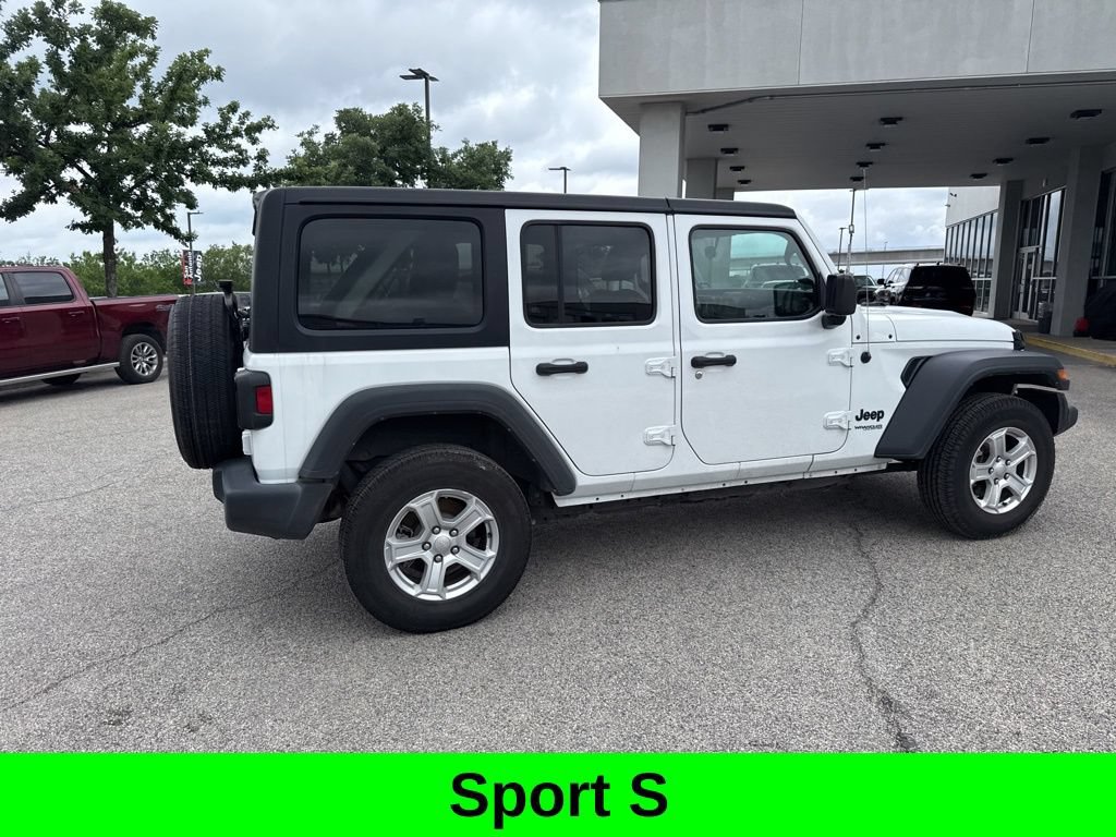 Used 2022 Jeep Wrangler Unlimited Sport AWD/4WD image 9