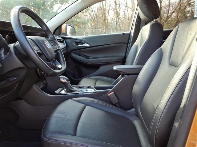 Certified 2024 Buick Encore GX Sport Touring image 12