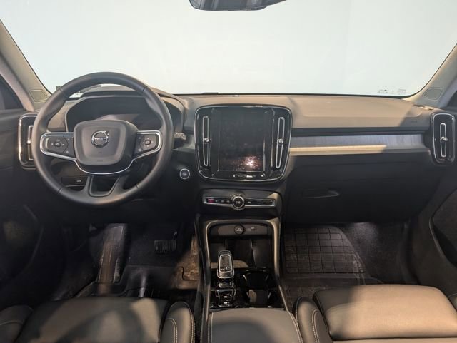 Used 2026 Volvo XC40 B5 Plus w/ Protection Package Premier image 12