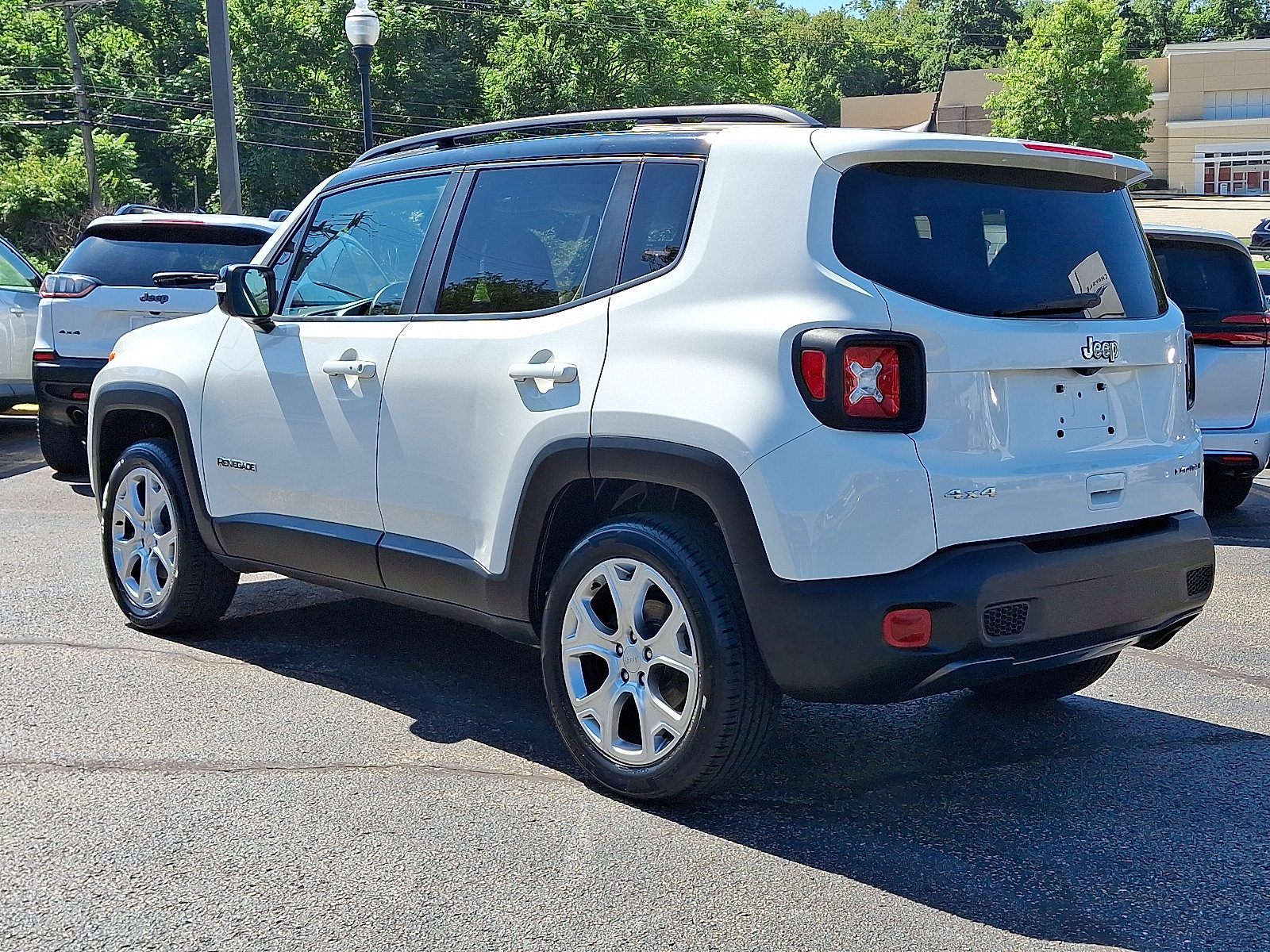 Certified 2022 Jeep Renegade Limited AWD/4WD image 6