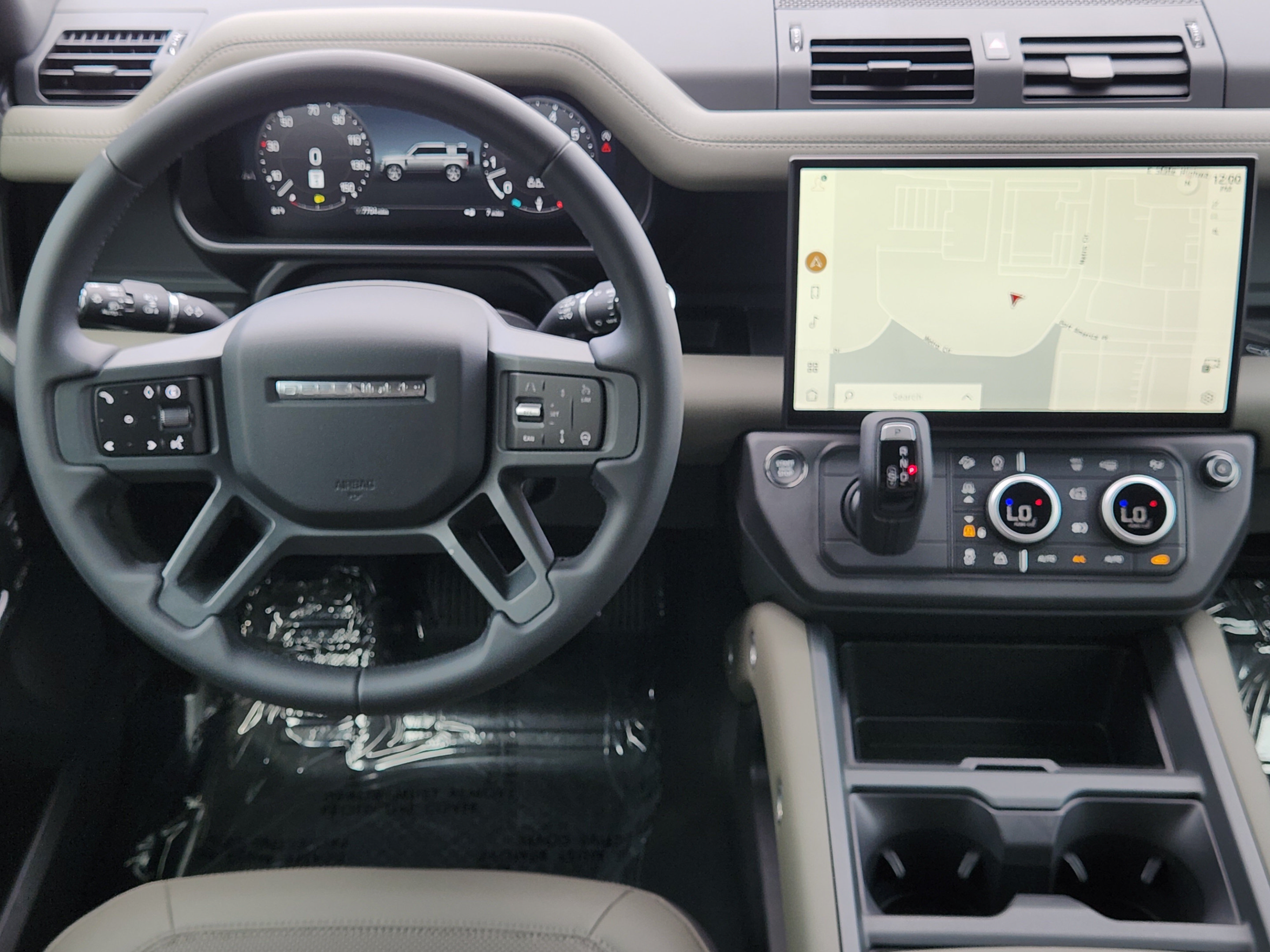 Used 2026 Land Rover Defender 110 X-Dynamic SE AWD/4WD image 28