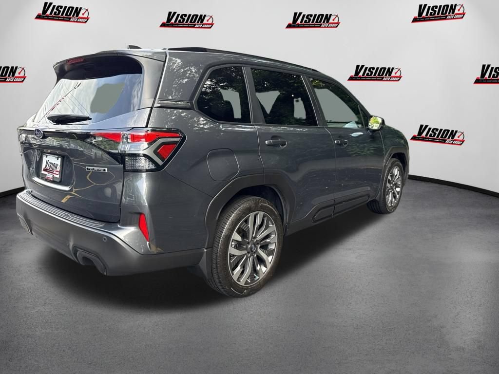 Used 2025 Subaru Forester Touring AWD/4WD image 5