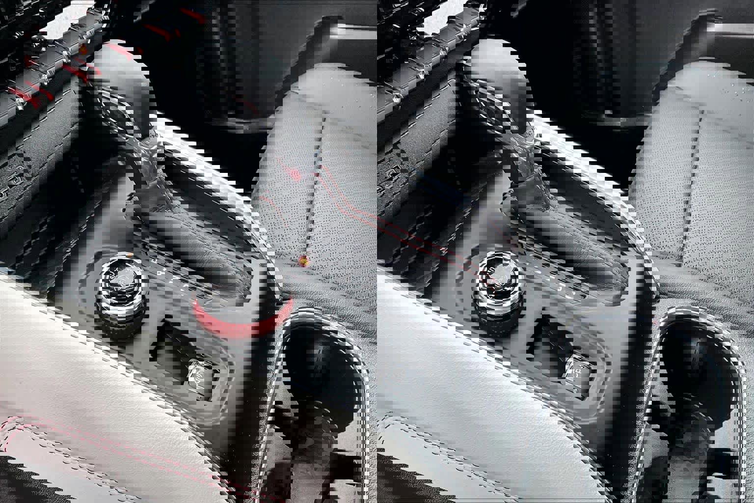 Used 2025 GMC Canyon AT4 w/ AT4X Package image 16