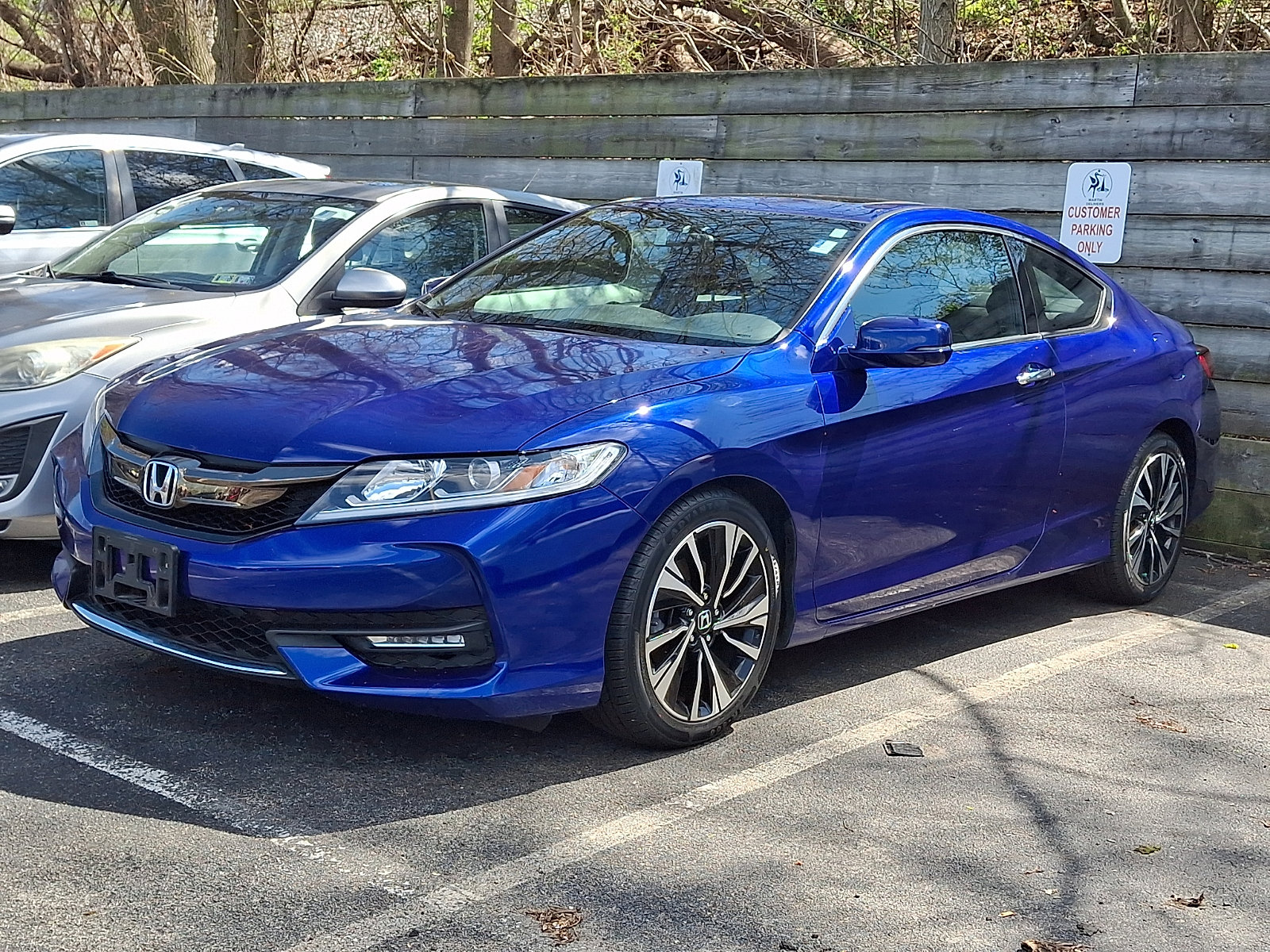 Certified 2017 Honda Accord EX image 3