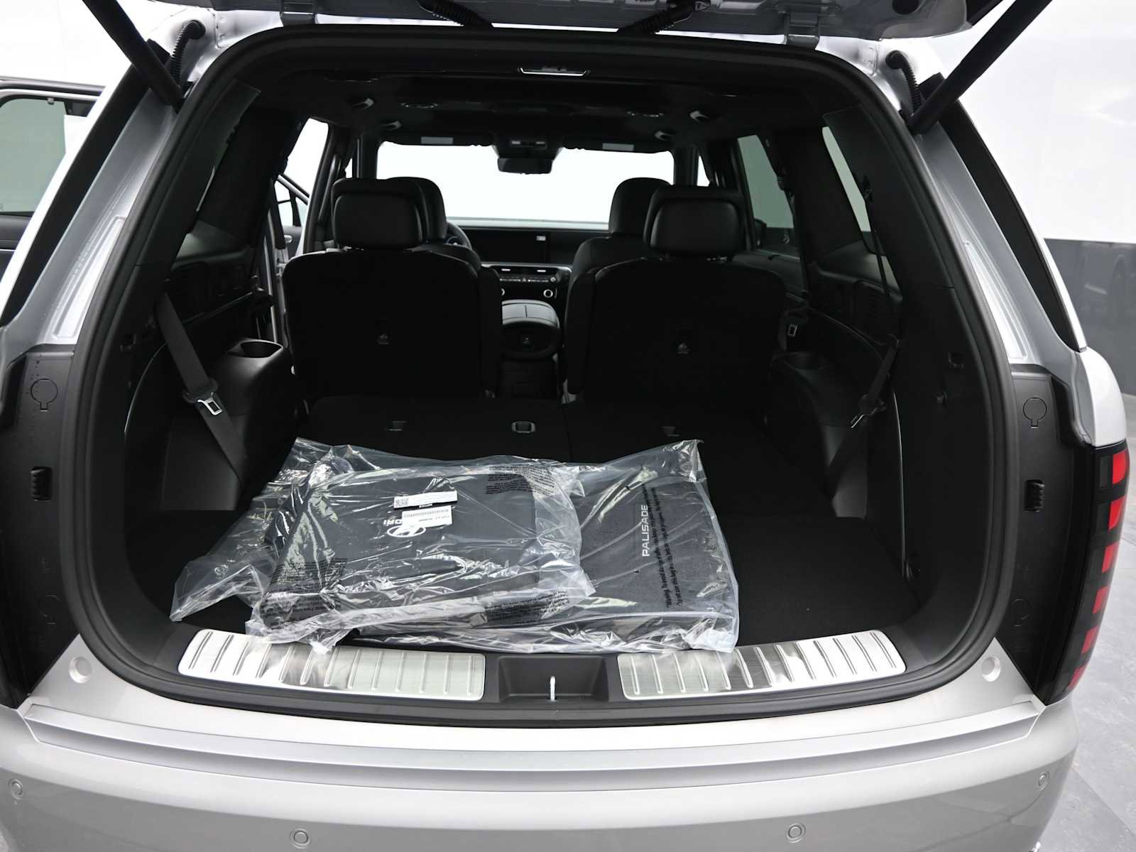 New 2026 Hyundai Palisade Calligraphy image 13