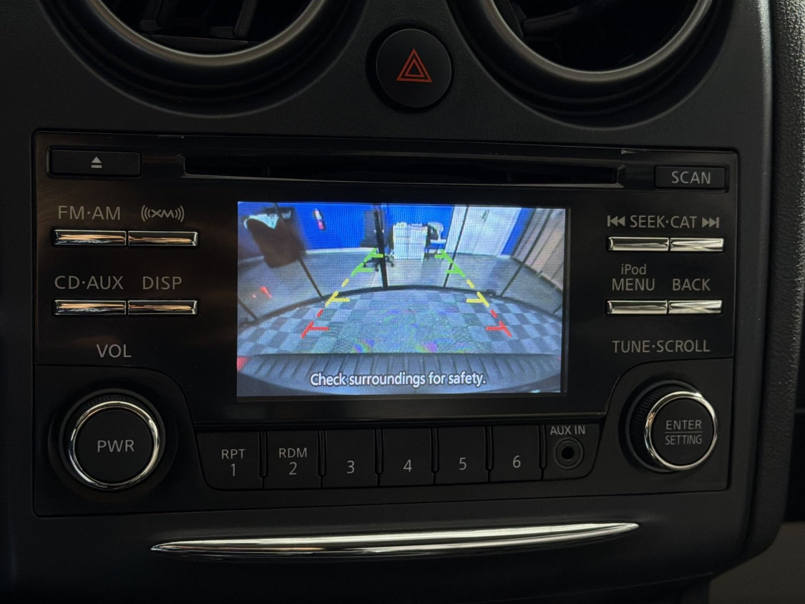 Used 2013 Nissan Rogue SV AWD/4WD image 29