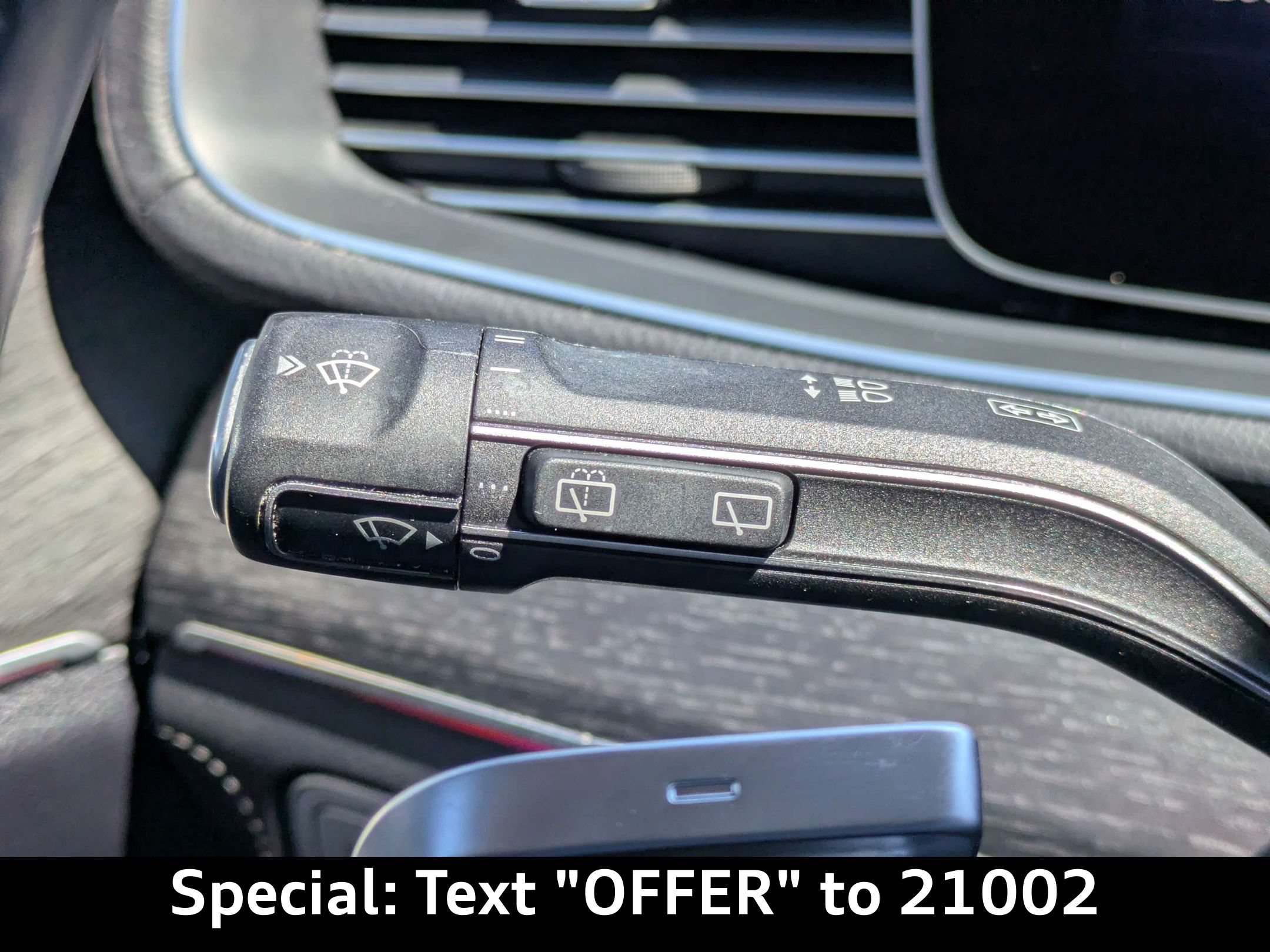 Used 2024 Mercedes-Benz GLE 350 4MATIC image 29