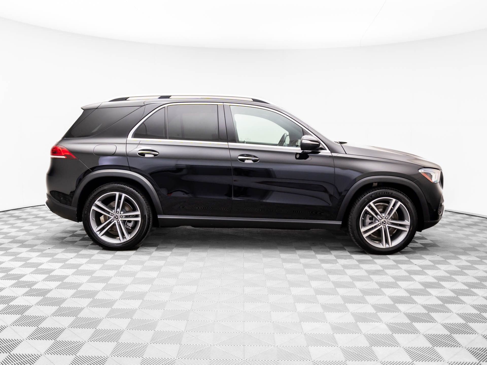 Used 2022 Mercedes-Benz GLE 450 4MATIC image 7